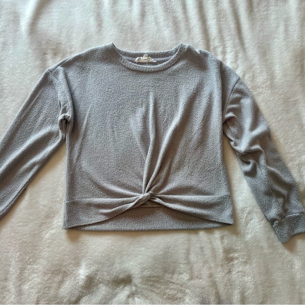 Cozy Gray Twist-Front Long Sleeve Top